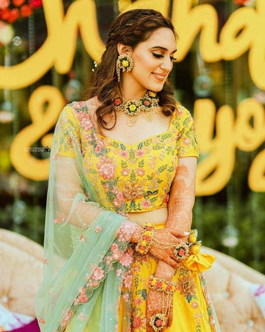 mehndi floral jewellery